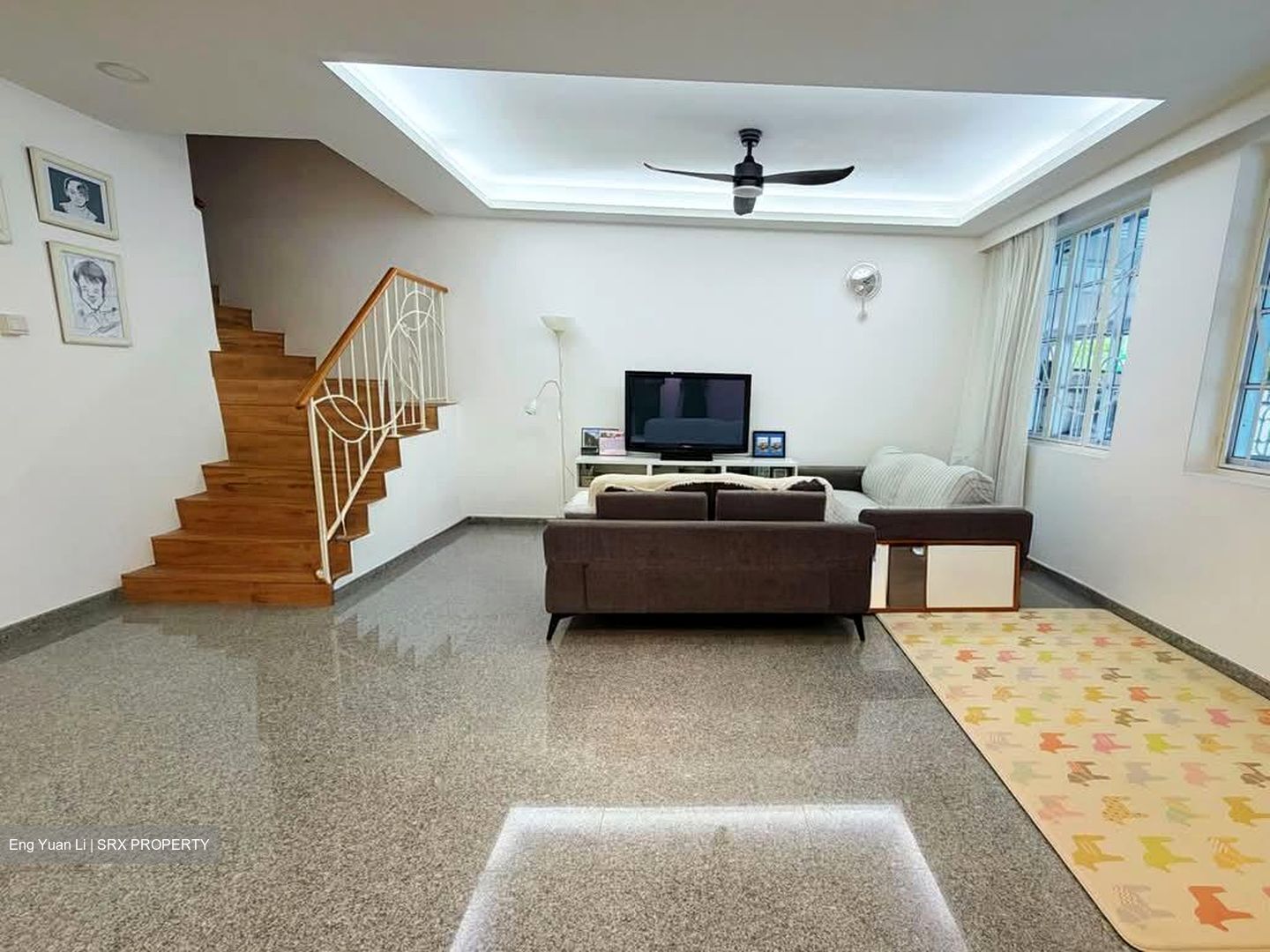 Sennett Estate (D13), Terrace #568280851
